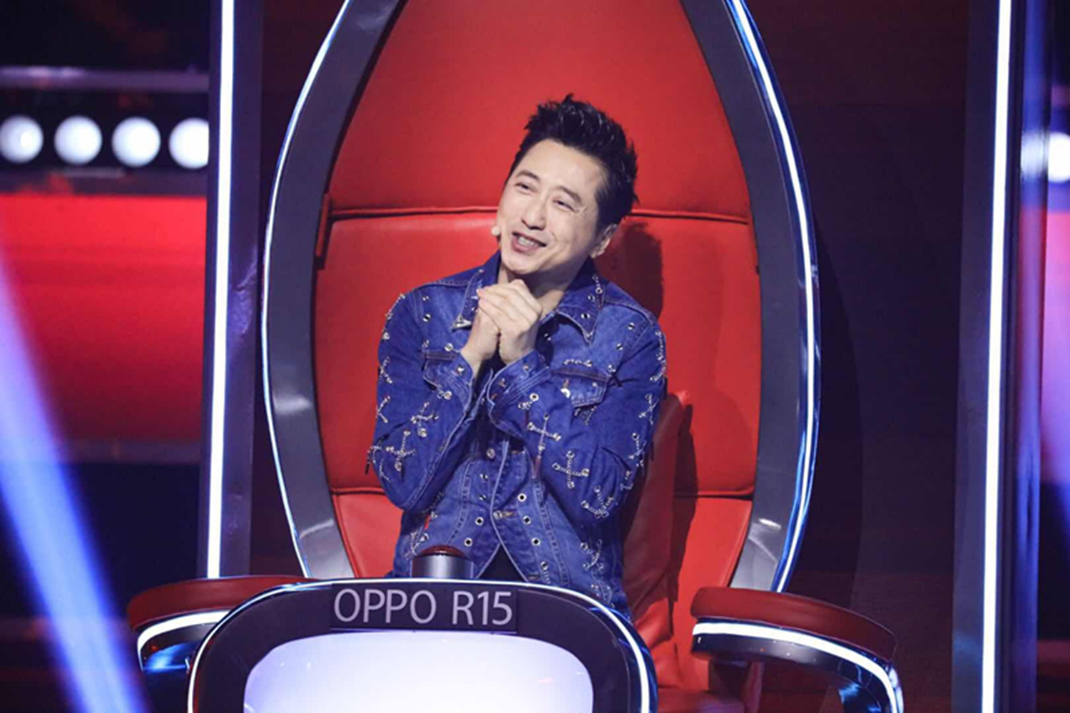 包含英超转会期再迎强敌，广州队队长鼓劲，主帅态度——底气十足，临场指挥获称赞的词条