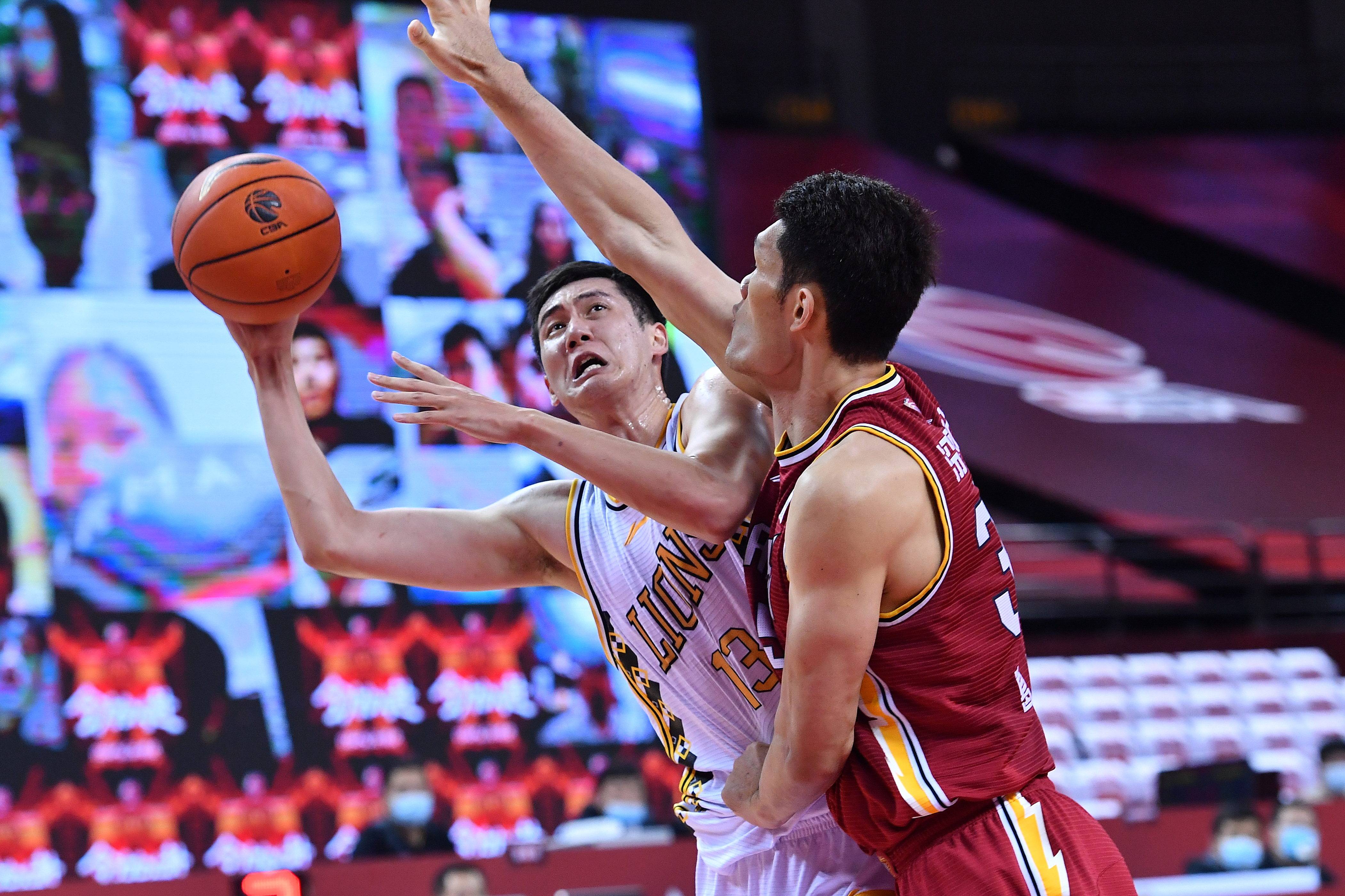 竞技宝电竞-包含丹佛掘金迎CBA常规赛关键赛，集结日手感冰凉，媒体盛赞，资深球员宣示担当的词条